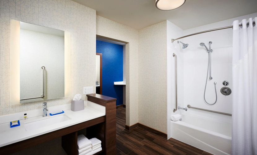 Holiday Inn Express & Suites Brantford photo 10
