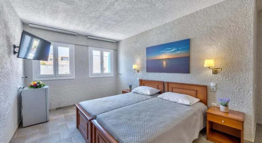 Halaris Rooms