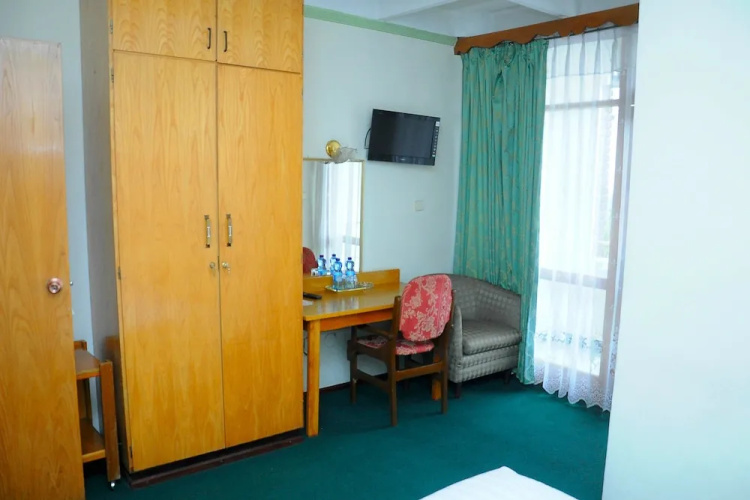 Ras Amba Hotel
