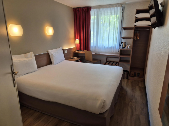 Campanile Paris 12 — Bercy Village