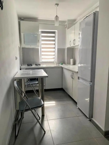 White & Silver Luxury Suite - Craiova