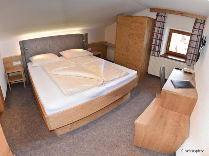 2 Bedrooms Double Apartment