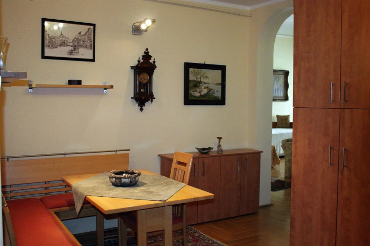 Central Holiday Apartments