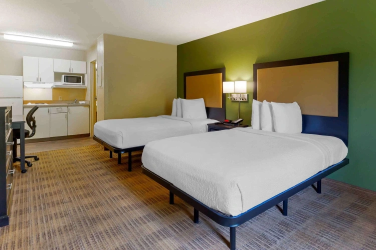 Quadruple Suite