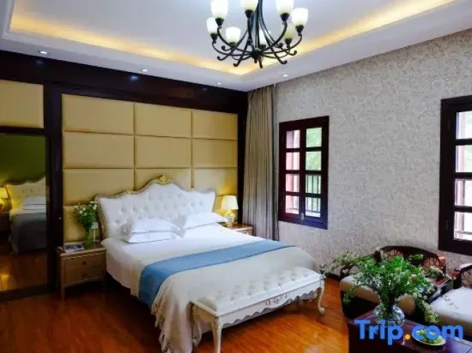 2 Bedrooms Family Suite