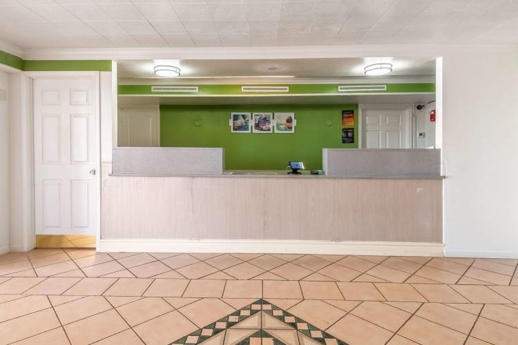 Studio 6 Fort Worth, TX - West Medical Center