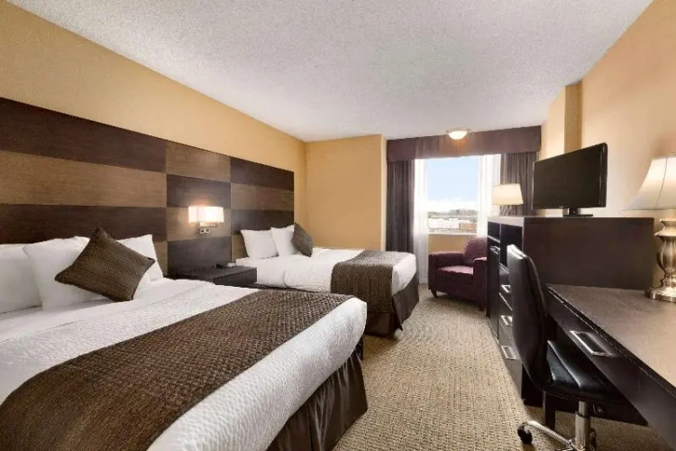 Business Quadruple room