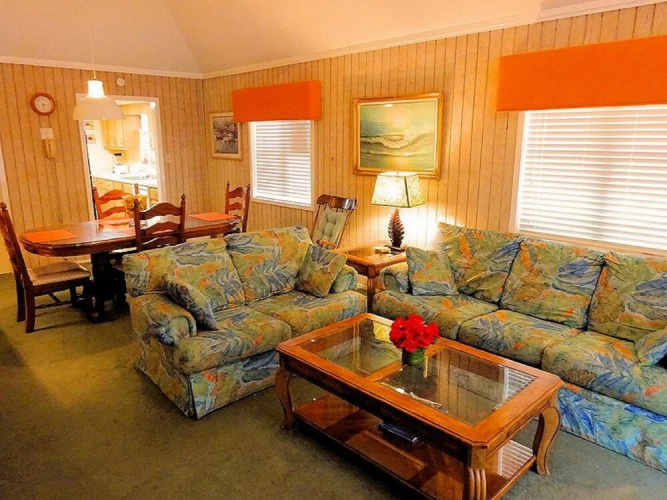 Guest Cottage #28