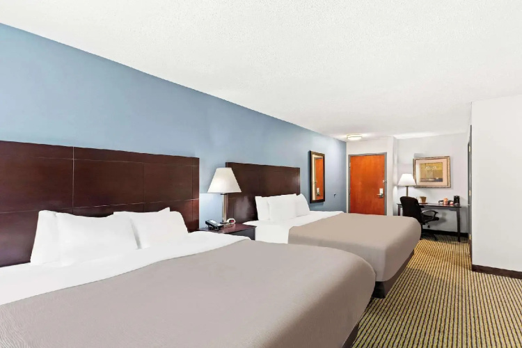 Quality Inn Dry Ridge