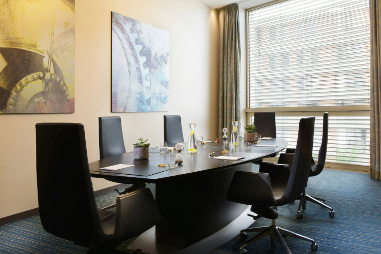 Renaissance Zurich Tower Hotel photo 19