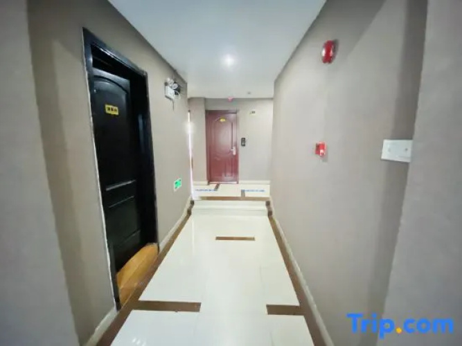 XuRiMan Hotel