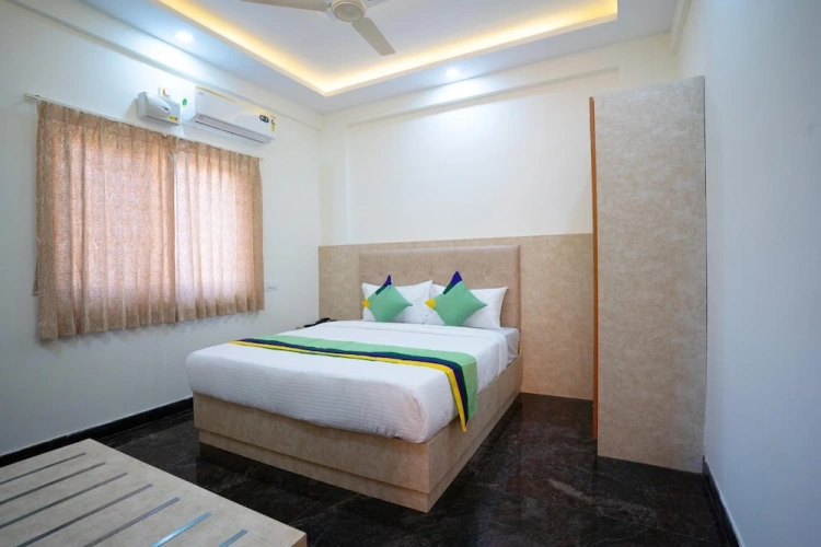 Deluxe room with balcony