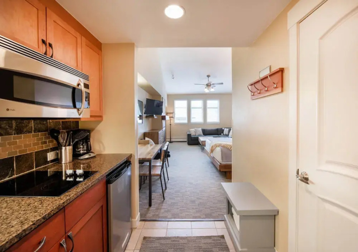 Premium Unit 4650- Fraser Crossing/founders Pointe Condo