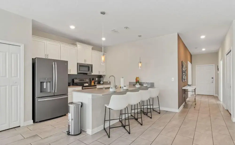 Your 5bdr House w Pool - 4959