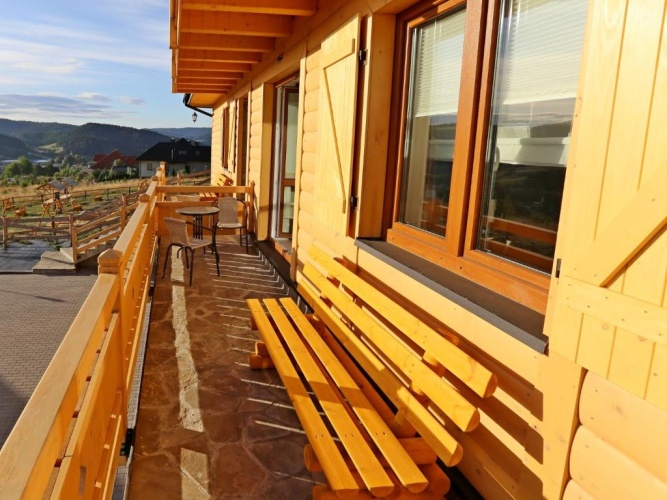 Apartment with mountain view
