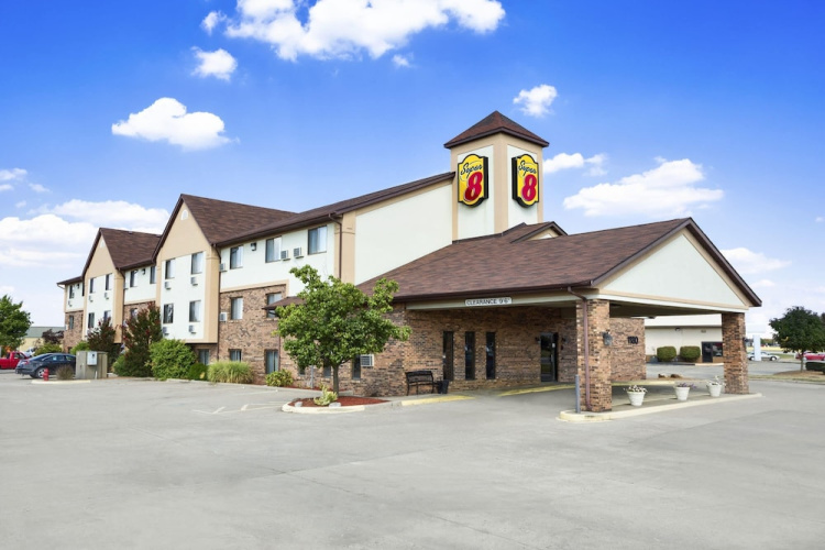 Super 8 Carbondale
