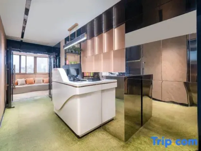 Trust Hotel (Shenzhen Convention and Exhibition Center)