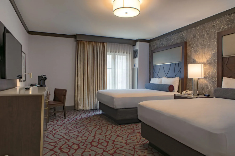 Horseshoe Black Hawk - A Caesars Rewards Destination