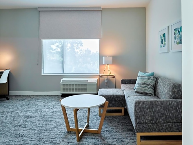 1 Bedroom Double Suite