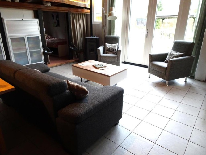 2 Bedrooms Cottage