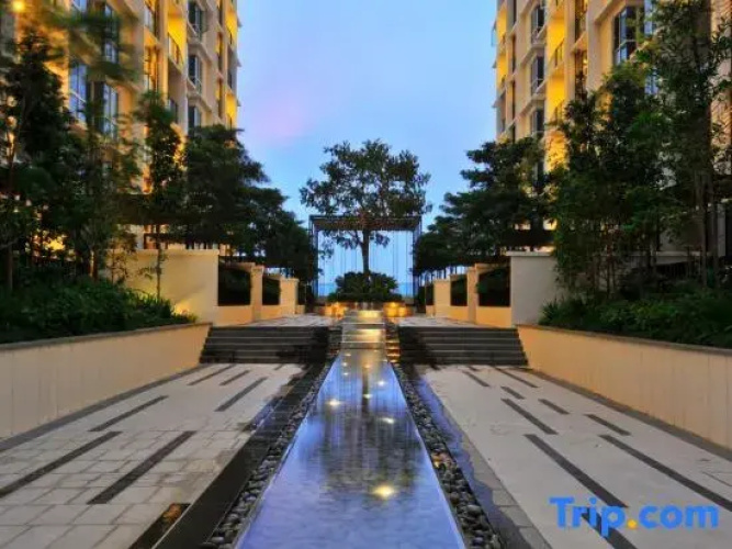The Shore Residence Apartment