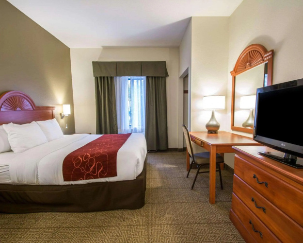 Comfort Suites Fort Pierce I-95