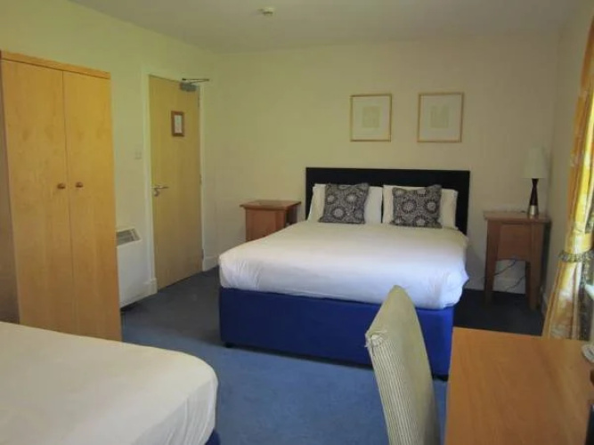 Edinburgh Lodges
