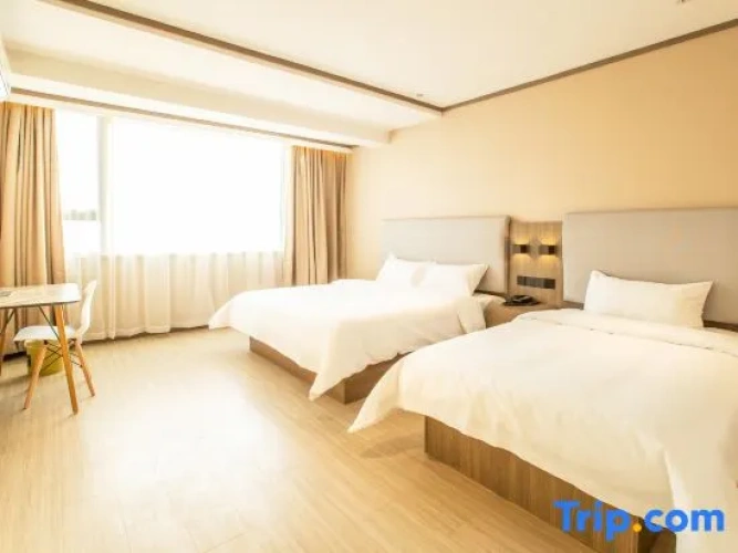 Superior Double room with street view