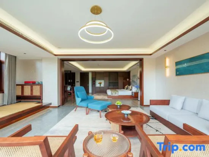 Mingmen Lakeview hotel