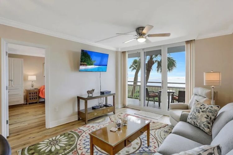 Tradewinds 205