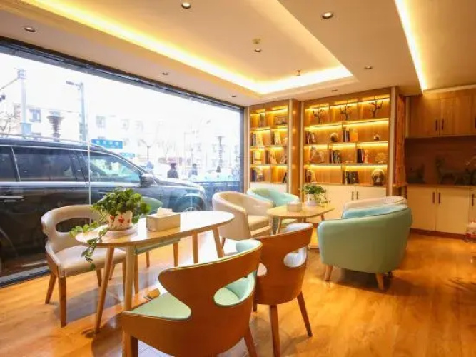 Blossoming Quality Hotel