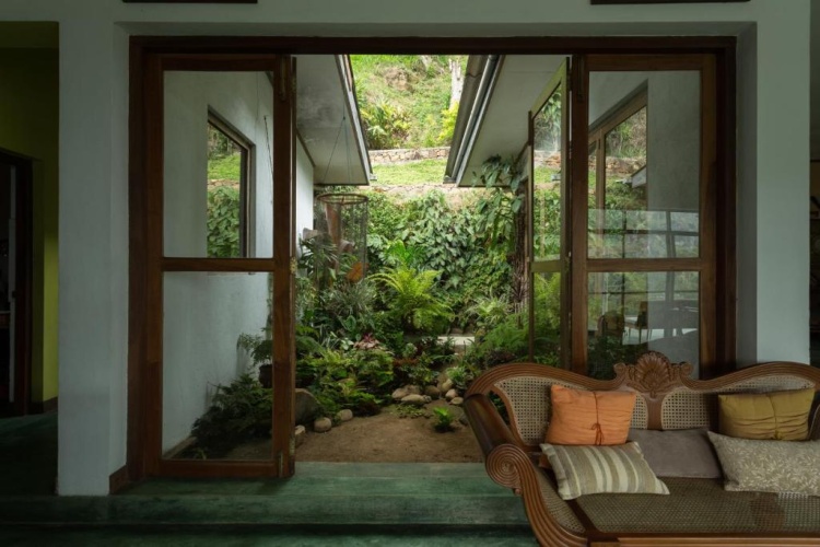 Family Suite with balcony and with mountain view