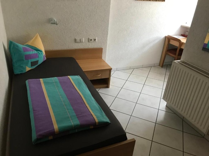 Standard Single room