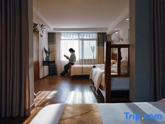 Triple Suite