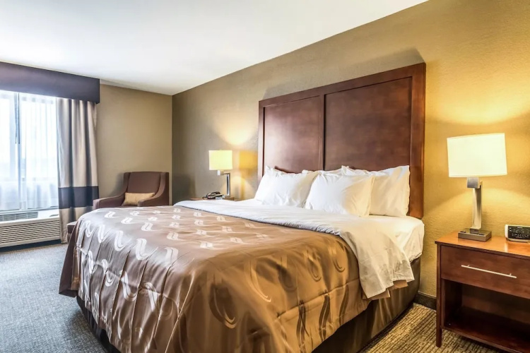 Comfort Inn & Suites Salem