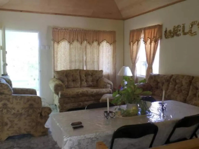 Rock Side 3 Bedroom Villa On the Beach