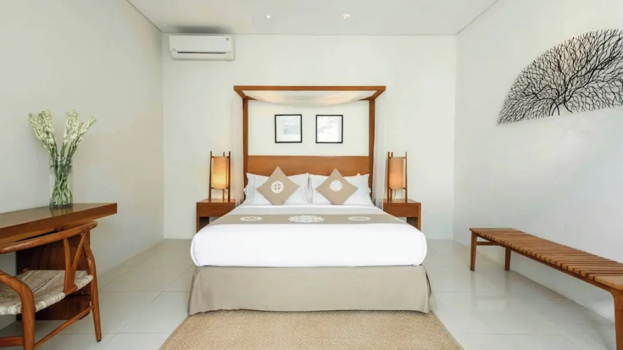 Stunning 2 Br Pool Villa With Rooftop In Seminyak