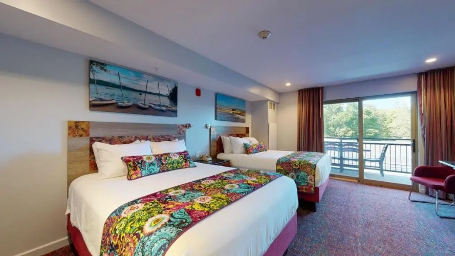 2 Bedrooms Double Suite