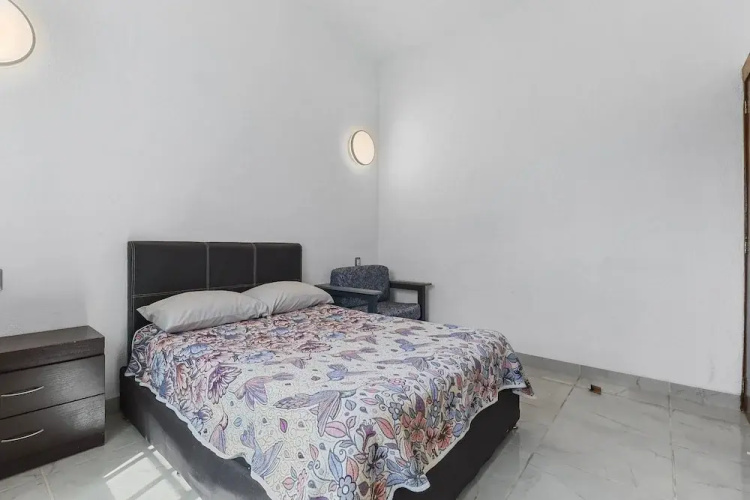 Luxury 4BR Villa with Pool