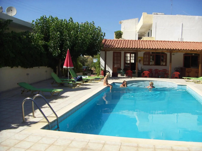 Prinos Apartments