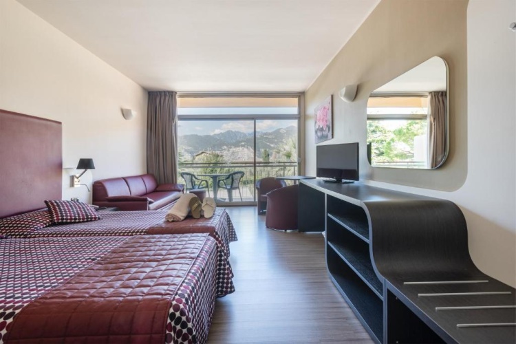 Design Poolside Twin room