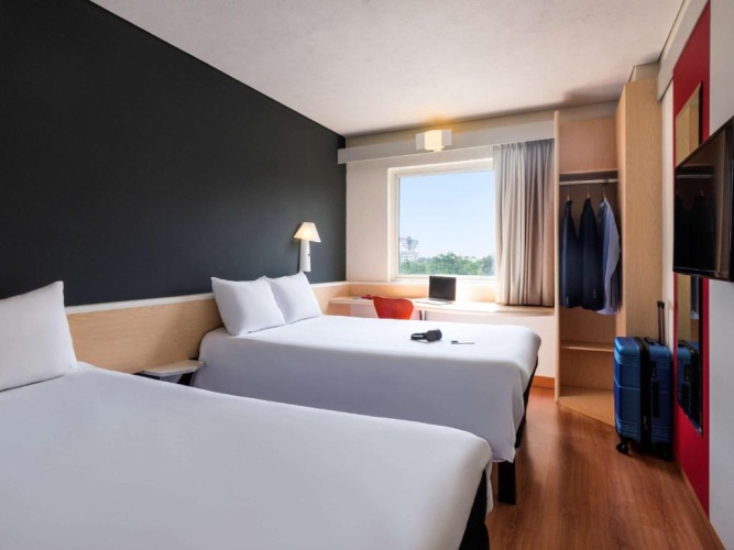 Twin room