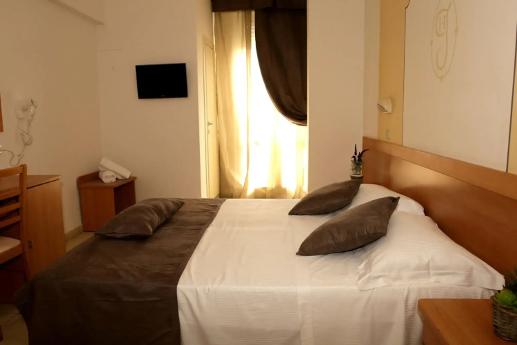 New Hotel Jolie
