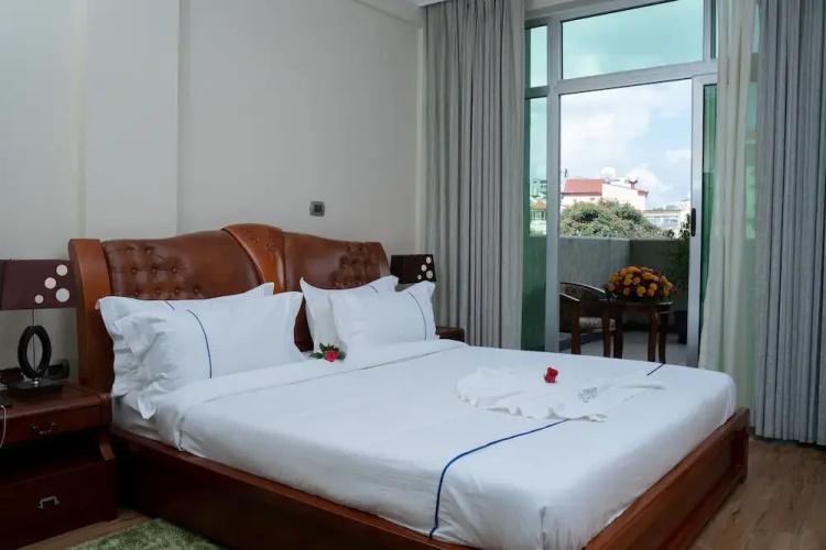 FENAST Guesthouse