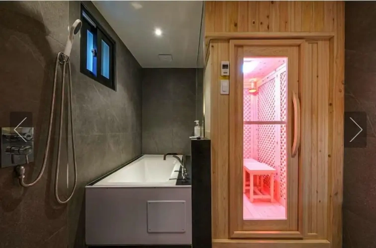 Luxury Twin room