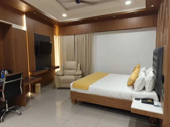Hotel Royal stay