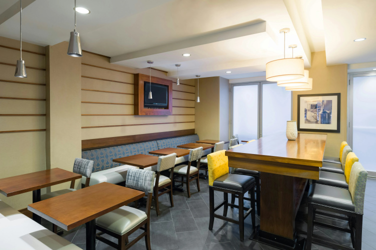 Hampton Inn Manhattan-Chelsea photo 18