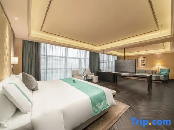 Deluxe Double Suite