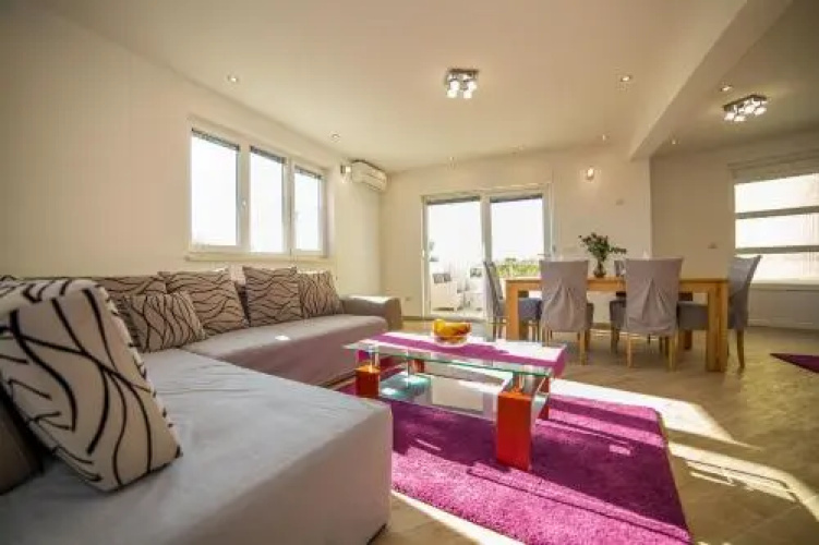Apartments Es2