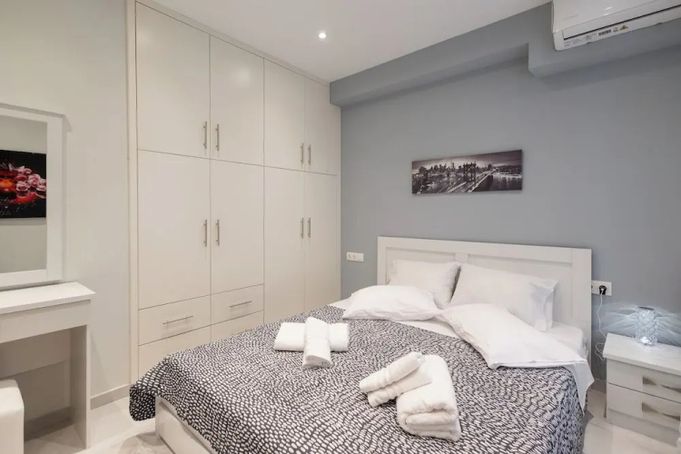 Marialena Luxury Apartment